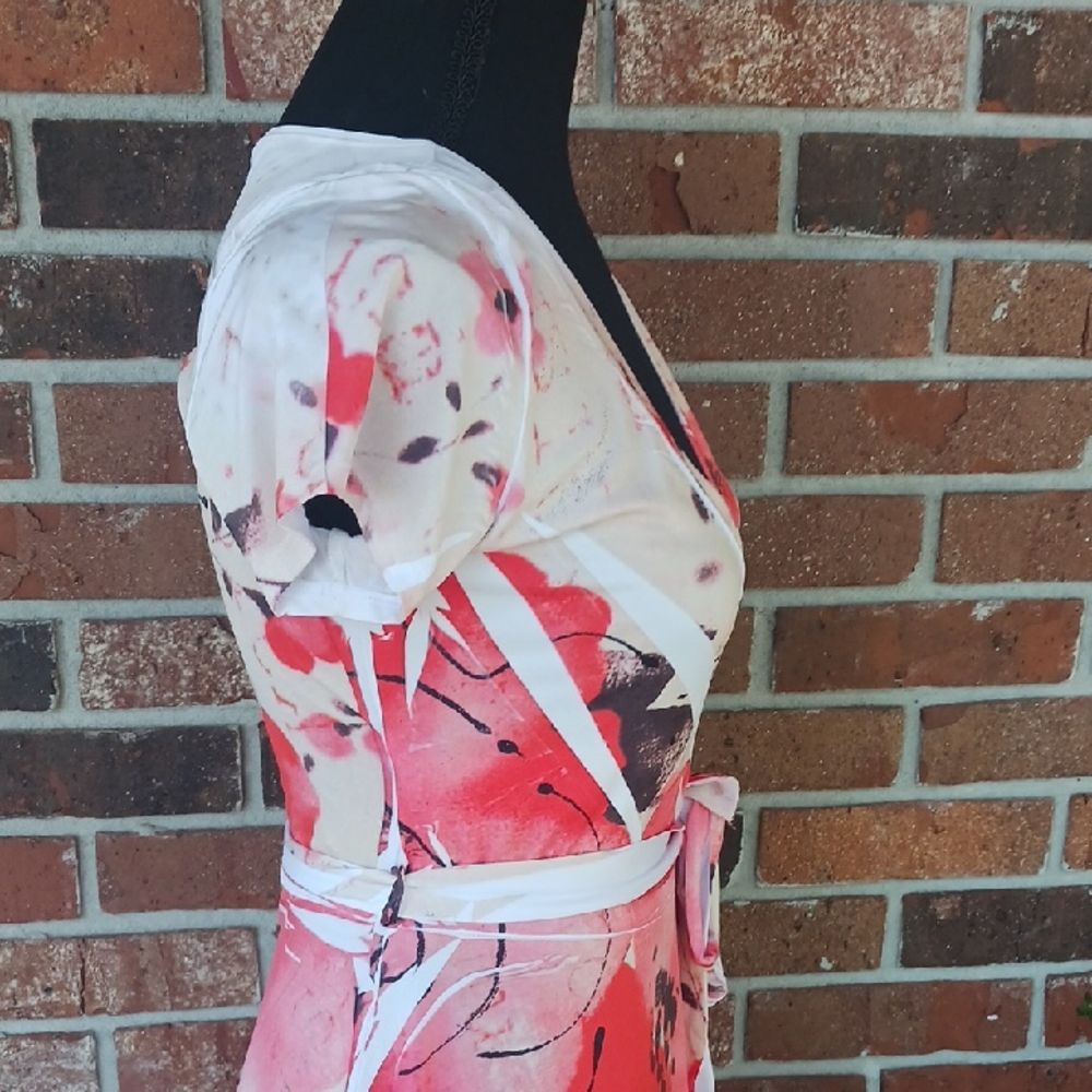 Special 2 For $25 Floral Wrap Dress in Pink and White - Picture 5 of 6